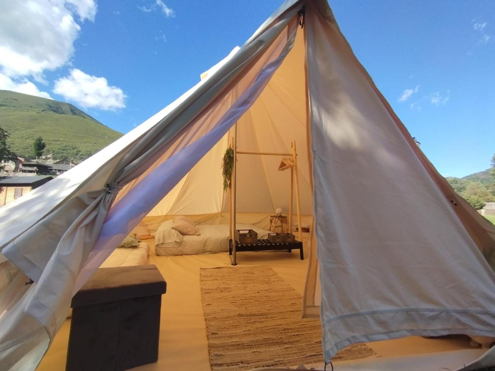 CAMPING LA ZARAPICA - Palacios del Sil Exterior foto